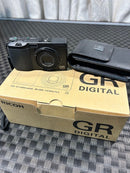 Compact Digital Cameras Gr