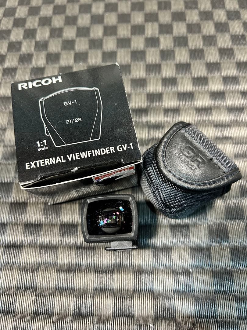 Compact Digital Cameras Gr