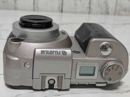 Fujifilm Compact Digital Camera Finepix 2900Z