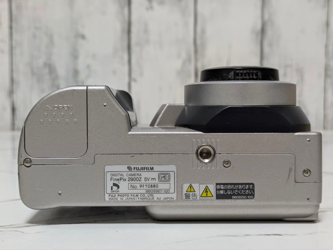 Fujifilm Compact Digital Camera Finepix 2900Z