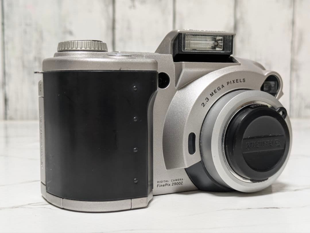 Fujifilm Compact Digital Camera Finepix 2900Z