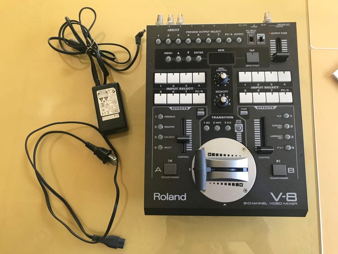Roland Vj Equipment Edirol V-8 8