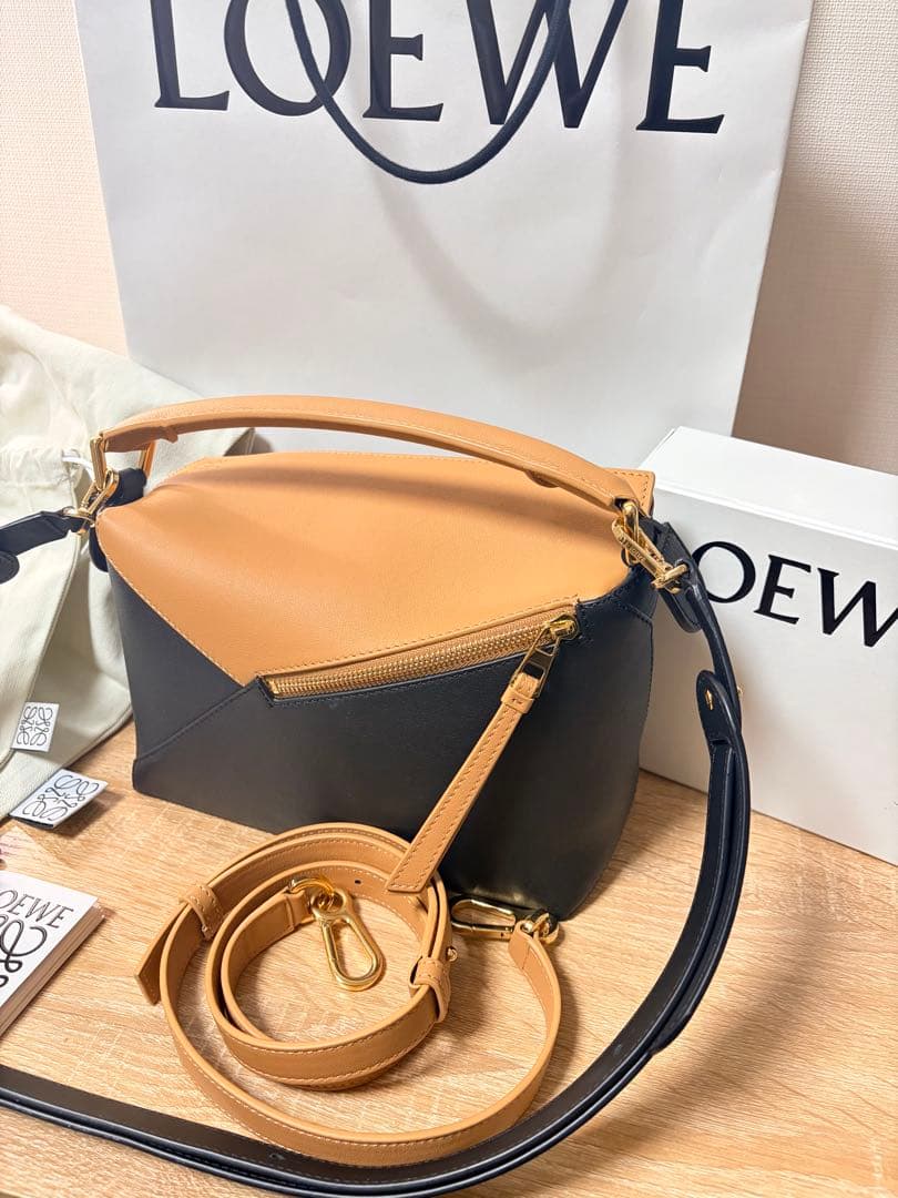 Loewe Shoulder Bags Pad