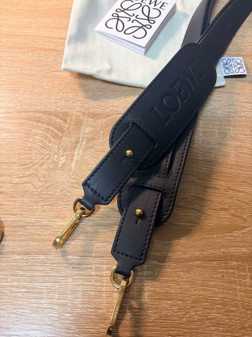 Loewe Shoulder Bags Pad