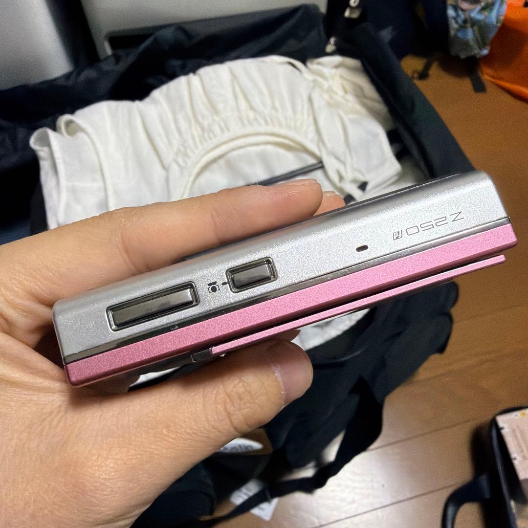 Fujifilm Compact Digital Camera Finepix Z250Fd