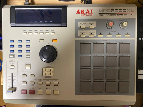Akai Professional Samplers Mpc2000Xl Cf 32Mb