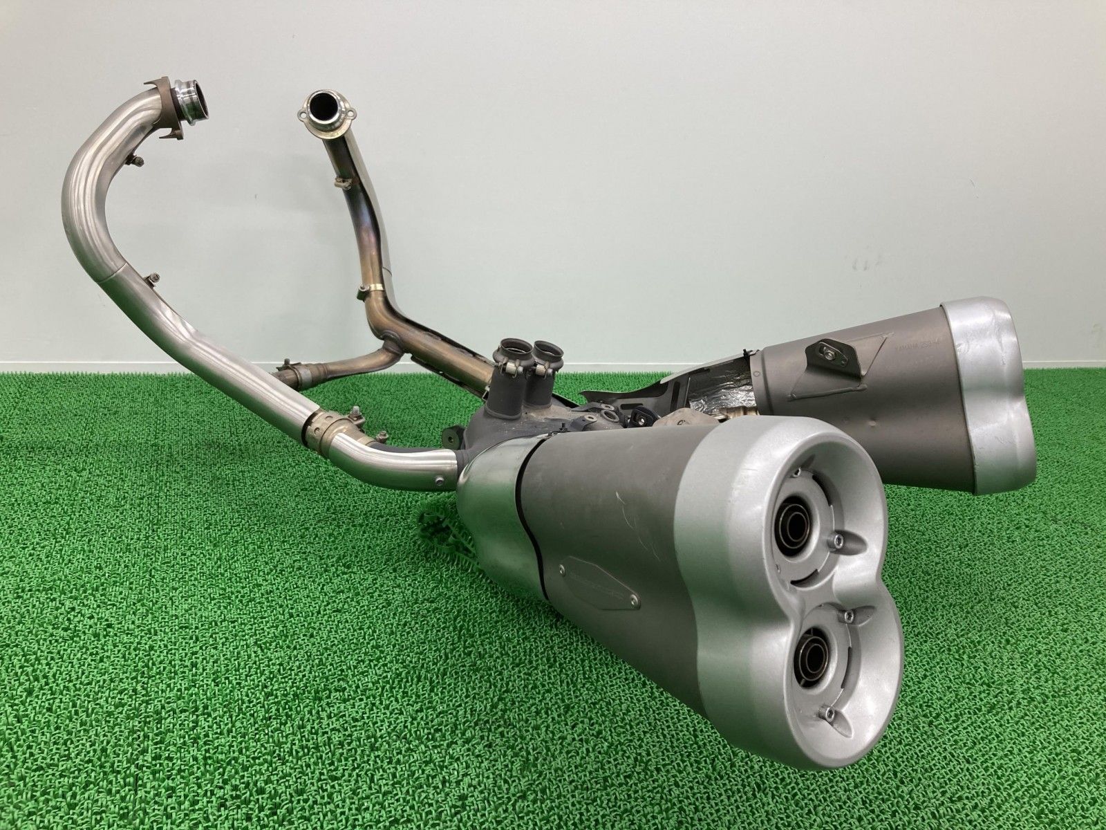 Yamaha Scarf V-Max1700 2S3 Rp22J Genuine 90