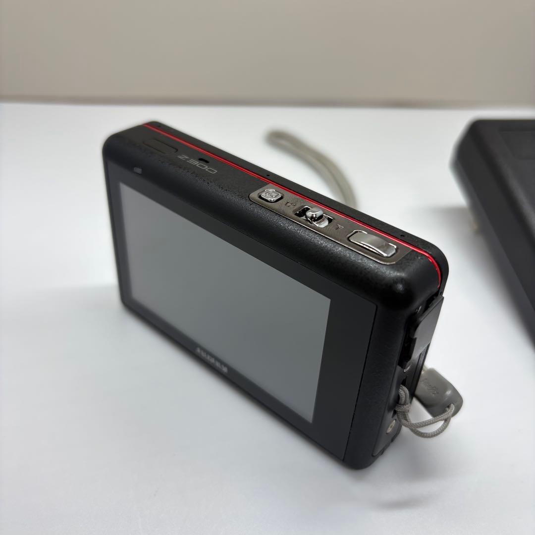 Fujifilm Compact Digital Cameras 2914 Z300