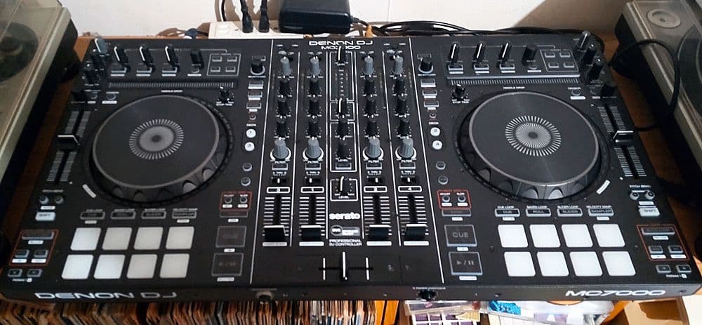 Controllers Denon Dj Mc-7000