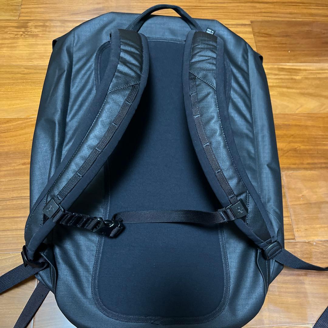 Arc'Teryx Rugzakken Rugzakken Granville 20 Zwart 20L 855G 52Cm 32Cm 15Cm Ac Pc