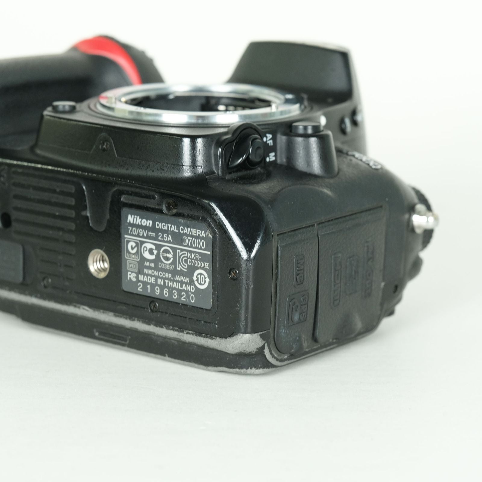 Nikon Digital Slr 8,900 D7000 F
