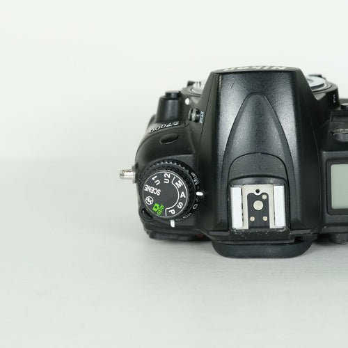 Nikon Digital Slr 8,900 D7000 F