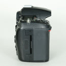 Nikon Digital Slr 8,900 D7000 F