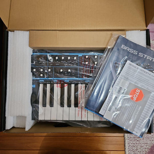 Analog Synthesizers Novation Bass Station Ii