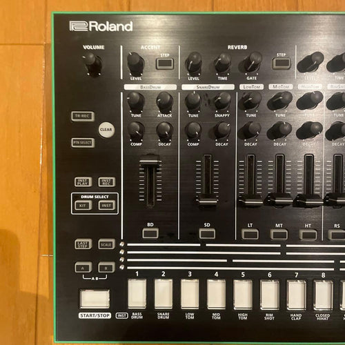 Roland Rhythm Machines Tr-8