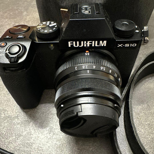 Fujifilm Compact Digital Camera X-S10