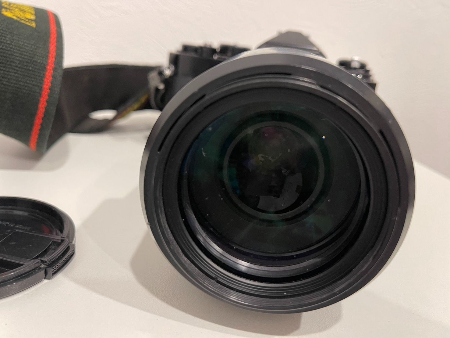 Nikon Slr Camera (Film) Ok Fe Af Nikkor