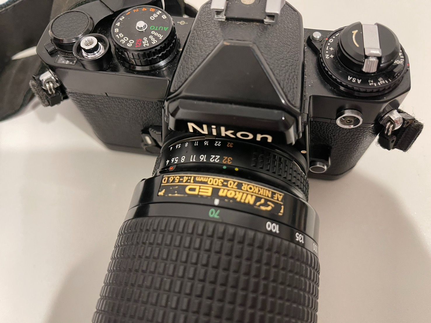 Nikon Slr Camera (Film) Ok Fe Af Nikkor