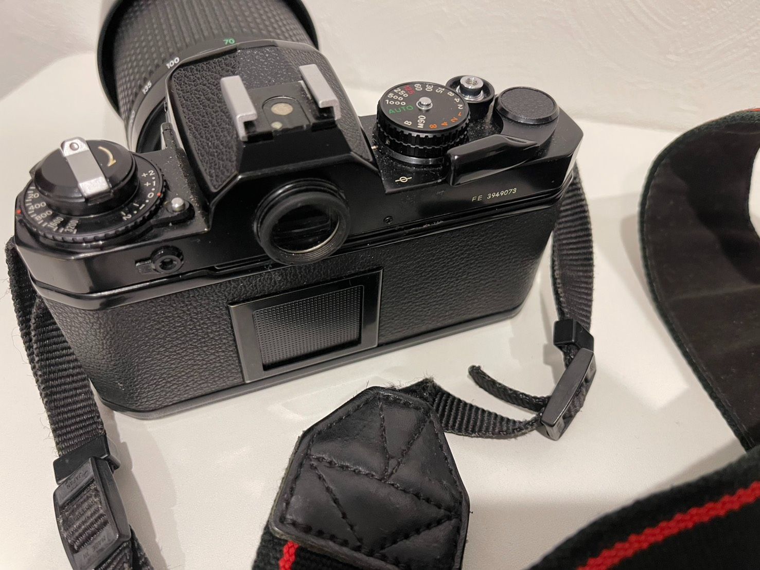 Nikon Slr Camera (Film) Ok Fe Af Nikkor