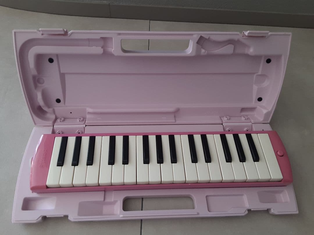 Yamaha Keyboard Harmonica Pianica 2
