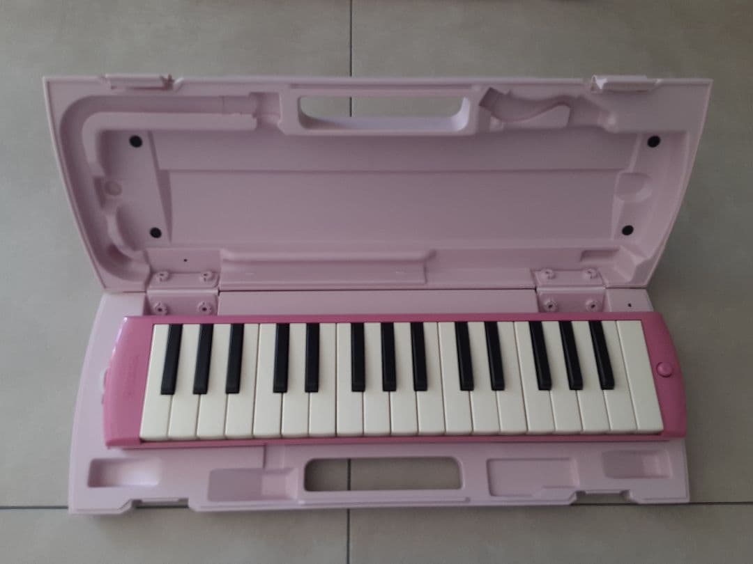 Yamaha Keyboard Harmonica Pianica 2