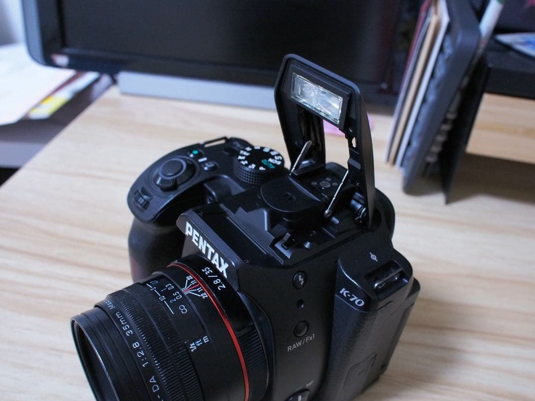 Pentax Digital Slrs K-70 Da Macro