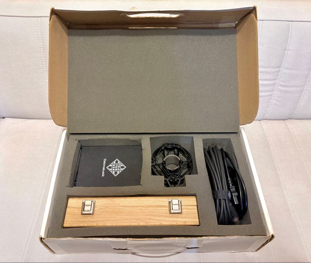 Condenser Microphones Telefunken Ak-47 Mkii