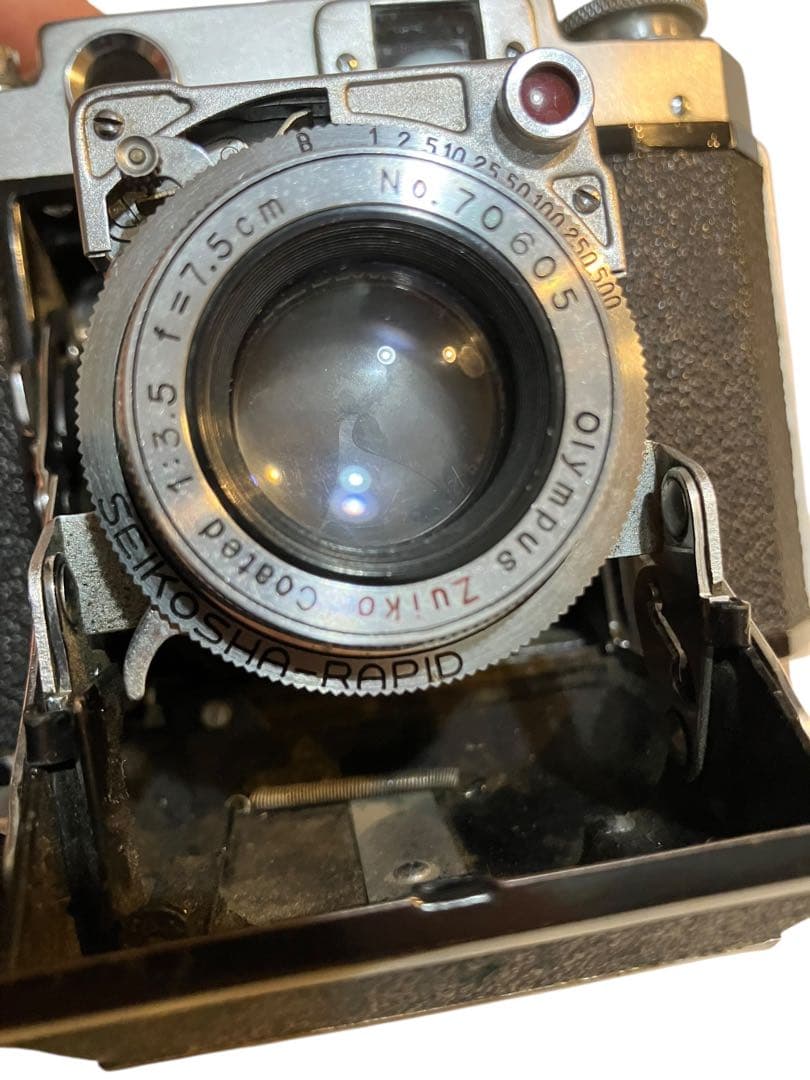 Mamiya Large -Size Medium Format Camera (Film) Mamiya-6 6