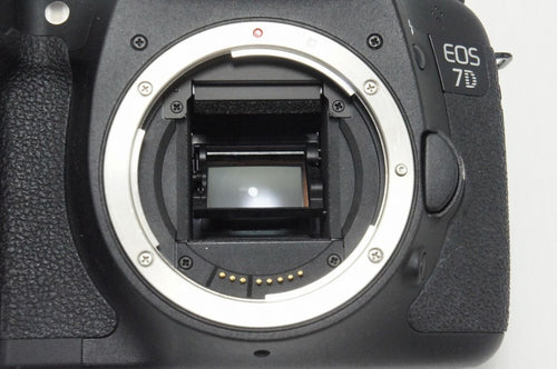 Canon Digital Slr Eos 7D 260418O