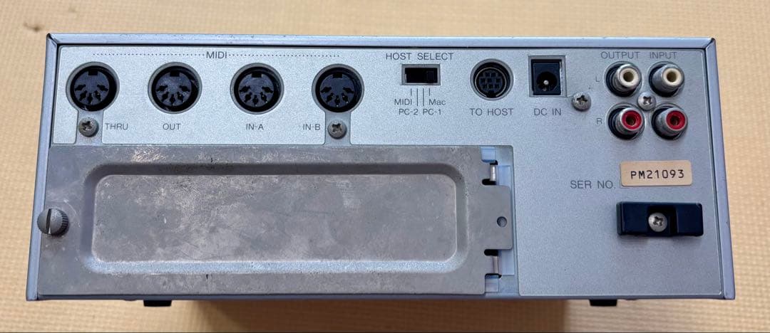 Yamaha Hardware Instruments Mu128