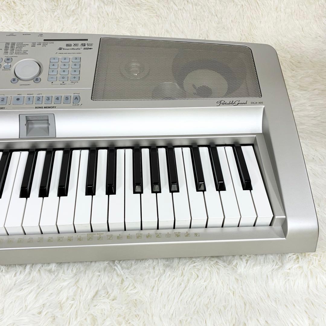 Yamaha Keyboard Electronic Piano Dgx-305 76