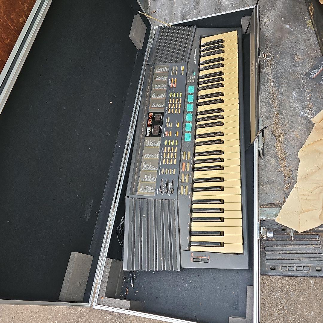 Yamaha Keyboard Electronic Piano Psr48