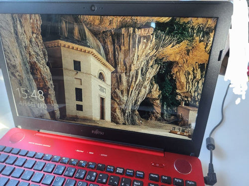 Fujitsu Windows Notebook Body P/C Lifebook Ah53/B2 Onkyo