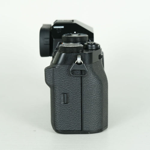 Fujifilm Mirrorless Interchangeable Lips 18,460 X-T5 X
