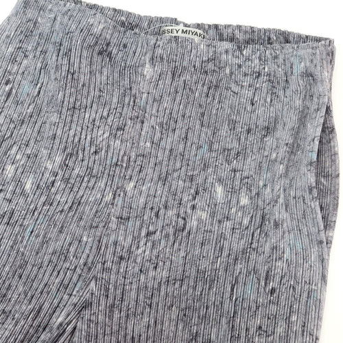Issey Miyake Others 2025 L