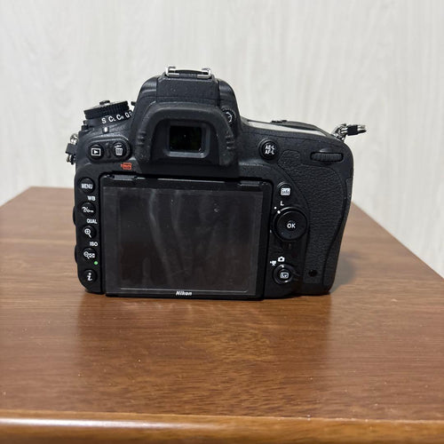 Digital Slrs Nikon D750