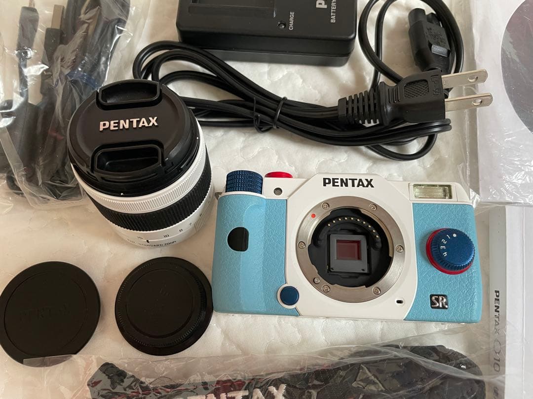 Mirrorless Interchangeable Lens Cameras Pentax Q10 Type 00