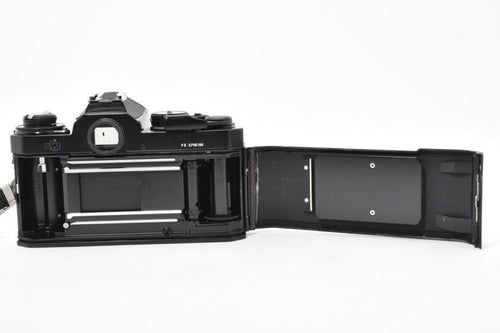 Slr Camera (Film) Nikon Fe #21202