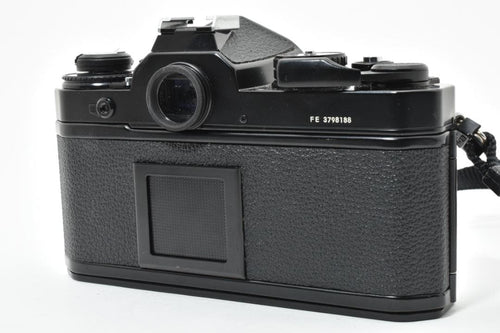 Slr Camera (Film) Nikon Fe #21202