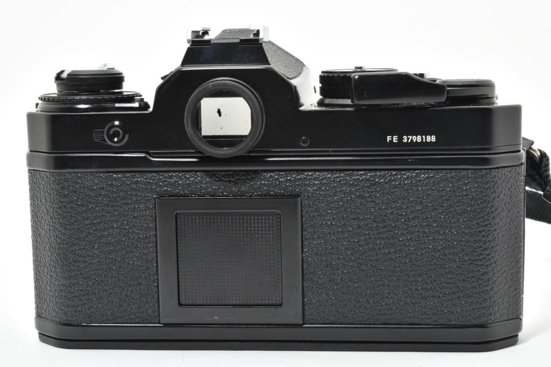 Slr Camera (Film) Nikon Fe #21202