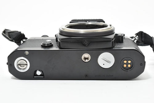 Slr Camera (Film) Nikon Fe #21202