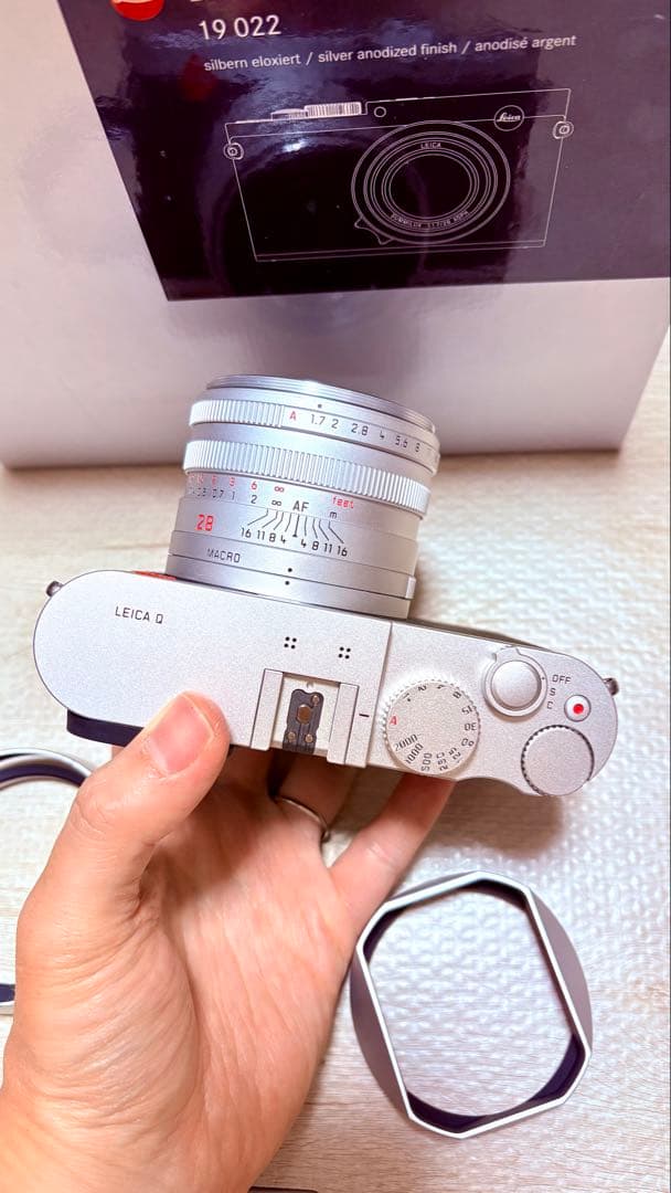 Compact Digital Cameras Leica Q Typ116