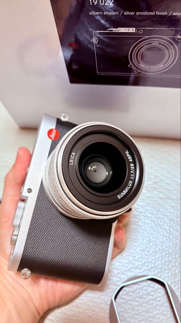Compact Digital Cameras Leica Q Typ116