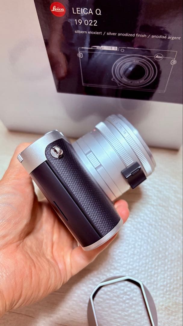 Compact Digital Cameras Leica Q Typ116