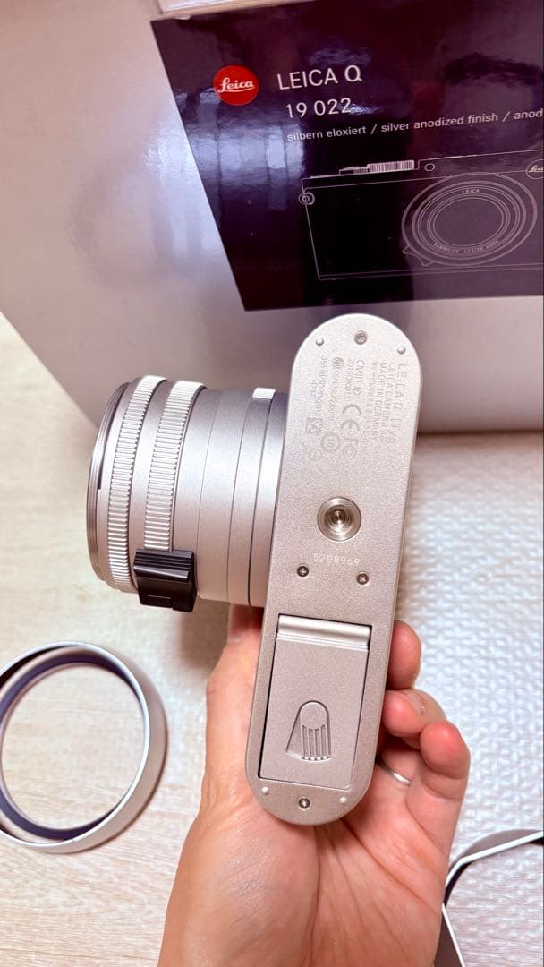Compact Digital Cameras Leica Q Typ116