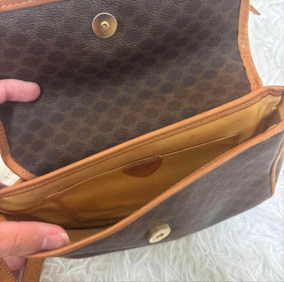 Celine Shoulder Bags