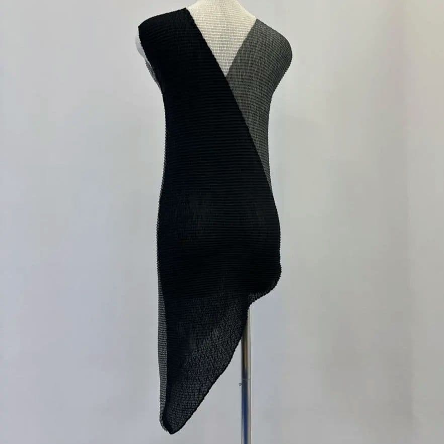 Issey Miyake No Sleeve