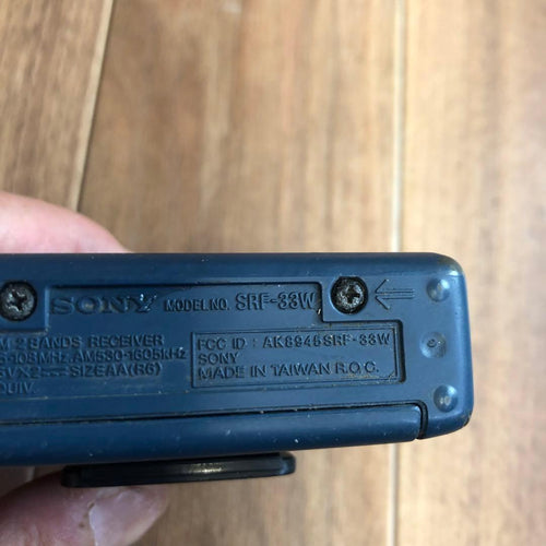 Sony Radio And Boombox Fm/Am Walkman Srf-33W