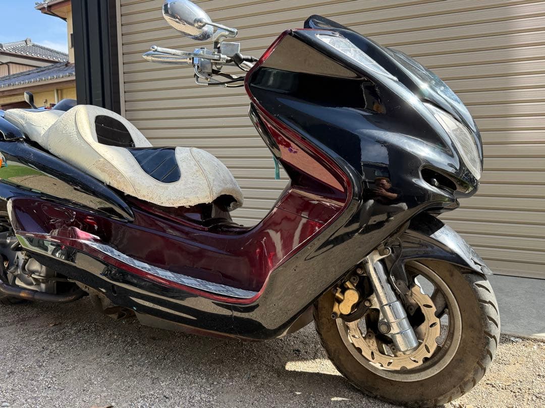 Majesty Motorcycle Body Sg03J