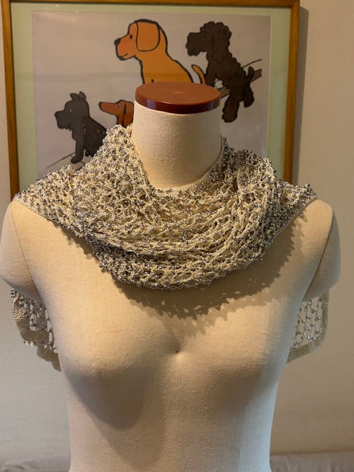 Tomorrowland Stoles Shawls